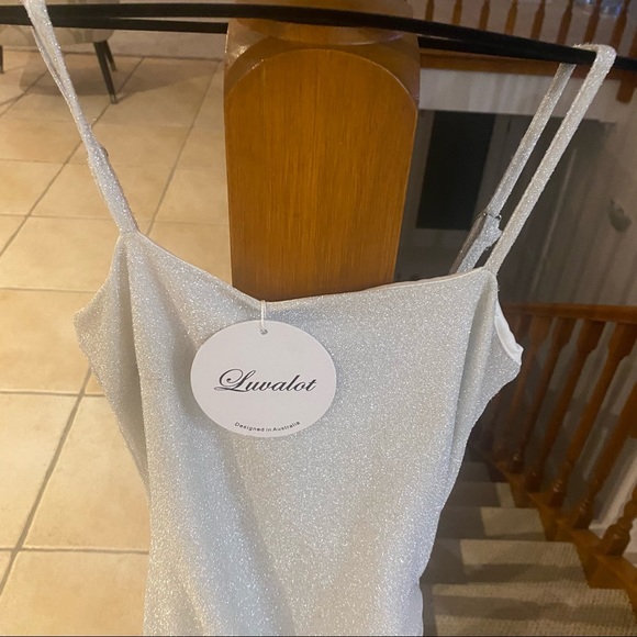 Luvalot dress size 8 silver new with tags - Picture 4 of 7